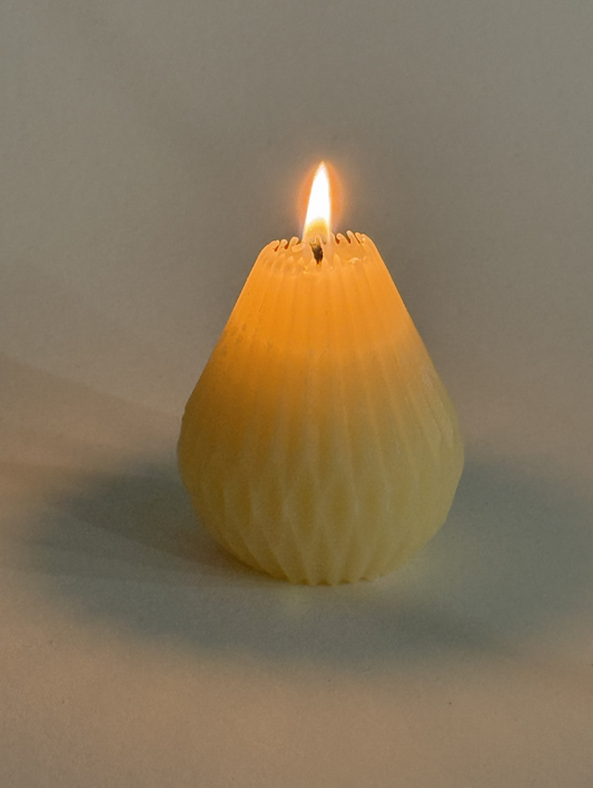 Tänt bivaxljus Glimra