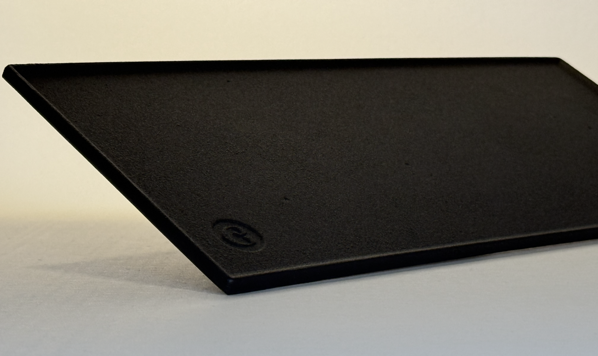 Gjutjärnsfat detaljbild