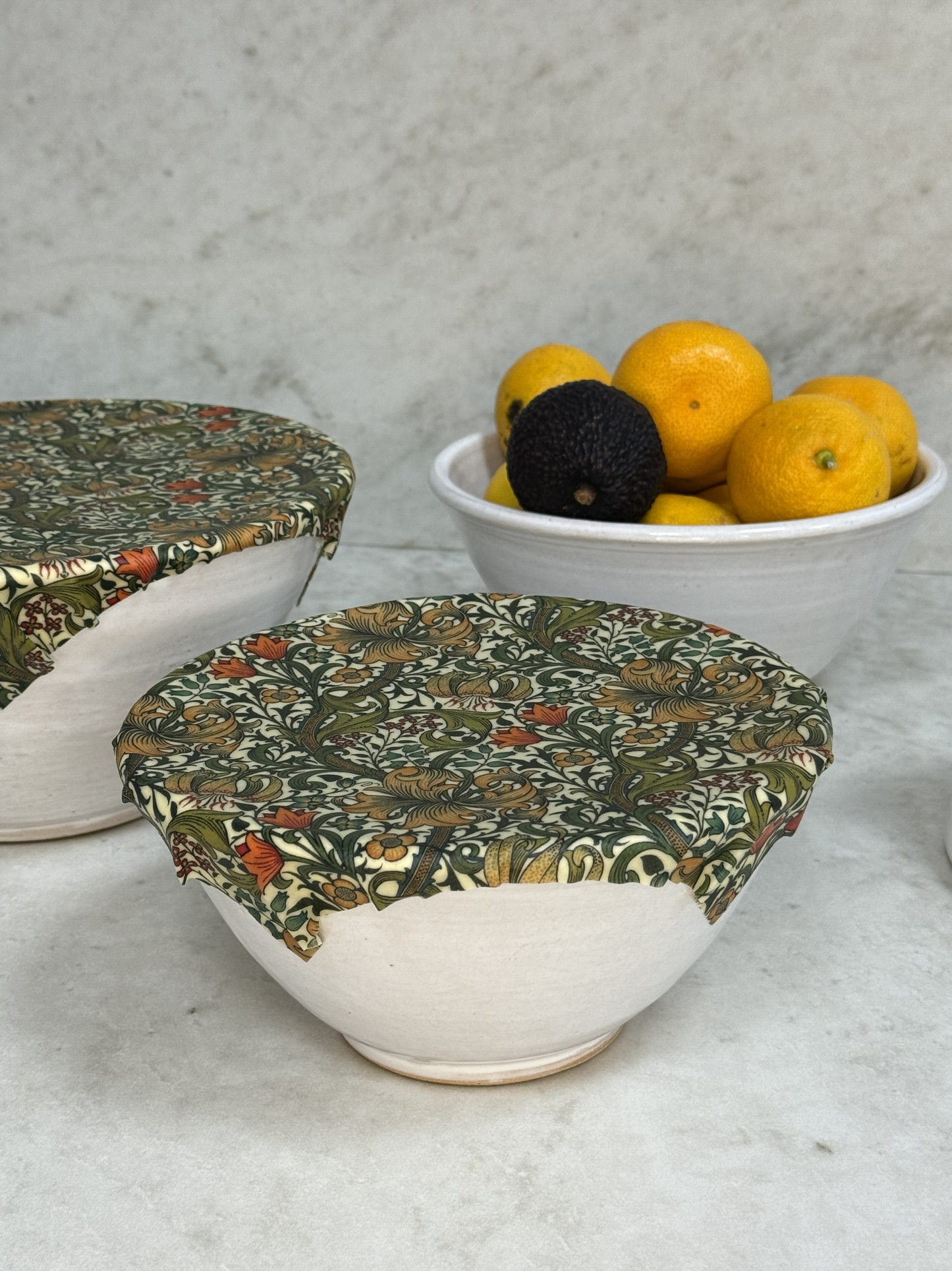 William Morris Bivaxduk Golden Lily